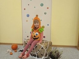 haloween ve skolce 9